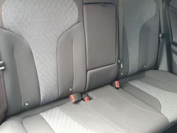 MG HS 1.5 T-GDI SE 5dr DCT