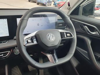 MG HS 1.5 T-GDI SE 5dr DCT