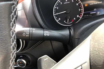 Nissan Juke 1.0 DiG-T 114 N-Connecta 5dr DCT