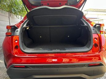 Nissan Juke 5Dr Tekna 1.0 Auto