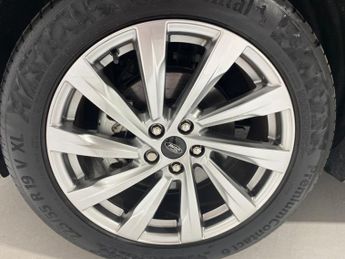 Ford Kuga 2.5 FHEV (190PS) Automatic Vignale 5dr.