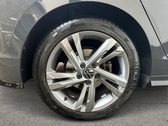 Volkswagen Golf VW  5Dr R Line 1.5 Hybrid Auto