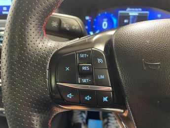 Ford Kuga 2.5 FHEV (190PS) Automatic ST-Line X Edition 5dr.