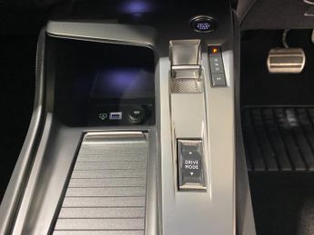 Peugeot 308 1.2 PureTech (130PS) Automatic Allure 5dr.