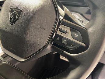 Peugeot 308 1.2 PureTech (130PS) Automatic Allure 5dr.