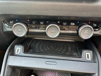 Citroen C4 1.2 PureTech Shine Plus EAT8 Euro 6 (s/s) 5dr