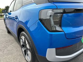 Ford Explorer 5Dr Premium Extended Range 2WD Auto