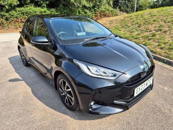 Toyota Yaris 1.5 VVT-h Design E-CVT Euro 6 (s/s) 5dr