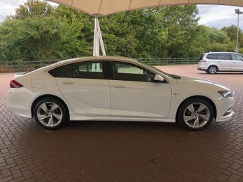 Vauxhall Insignia 1.5T SRi Vx-line Nav 5dr Auto