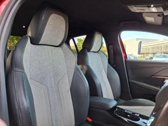 Peugeot 208 50kWh GT Auto 5dr