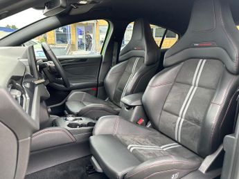 Ford Focus 5Dr ST 2.3 280PS Auto