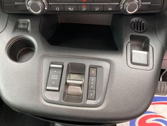 Citroen Berlingo 50kWh Feel M Auto 5dr (7.4kW Charger)