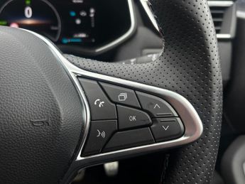 Renault Clio 1.6 E-TECH full hybrid 145 Esprit Alpine 5dr Auto