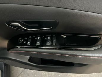 Hyundai Tucson 5Dr N Line 1.6 Hybrid Auto