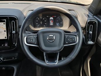 Volvo XC40 1.5 T3 [163] R DESIGN 5dr Geartronic
