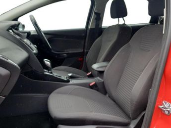 Ford Focus 1.0 EcoBoost 125 Titanium 5dr Auto
