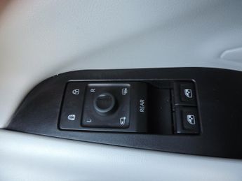 Ford Explorer 210kW Premium 77kWh 5dr Auto