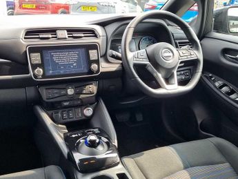 Nissan LEAF 110kW N-Connecta 39kWh 5dr Auto
