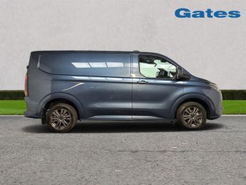 Ford Transit Custom 320 SWB Limited 65kWh 100kw / 136PS Auto