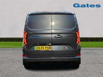 Ford Transit Custom 320 SWB Limited 65kWh 100kw / 136PS Auto