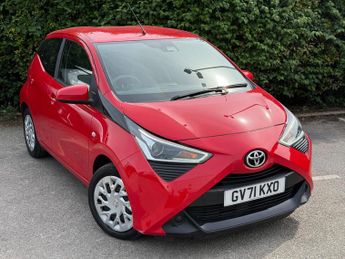 Toyota AYGO 1.0 VVT-i x-play x-shift Euro 6 5dr (Safety Sense)