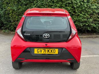 Toyota AYGO 1.0 VVT-i x-play x-shift Euro 6 5dr (Safety Sense)
