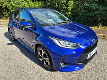 Toyota Yaris 1.5 VVT-h Design E-CVT Euro 6 (s/s) 5dr