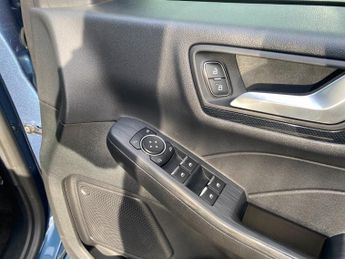 Ford Kuga 2.5 FHEV ST-Line Edition 5dr CVT