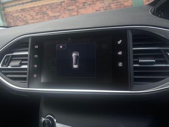 Peugeot 308 1.2 PureTech 130 Allure 5dr EAT6