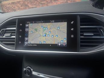 Peugeot 308 1.2 PureTech 130 Allure 5dr EAT6