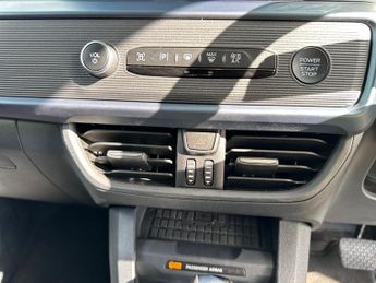 Ford Transit Courier 1.0 Active 125PS Auto