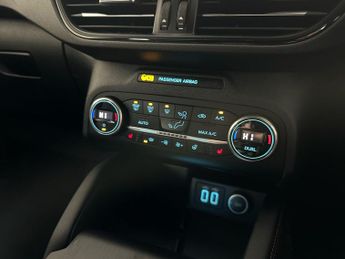 Ford Kuga 5Dr ST-Line X Edition 2.0 Tdci 190PS AWD Auto