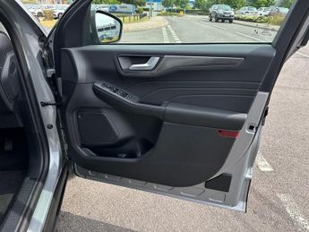 Ford Kuga 5Dr Titanium 2.5 PHEV 243PS 2WD Auto