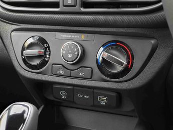 Hyundai i10 1.0 [63] Advance 5dr Auto [Nav]