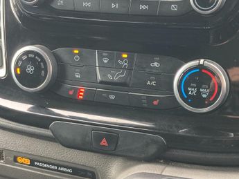 Ford Transit Custom 2.0 EcoBlue 130ps Low Roof Limited Van Auto