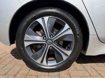 Nissan LEAF 110kW Tekna 40kWh 5dr Auto
