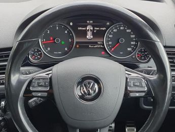 Volkswagen Touareg 3.0 V6 TDI BlueMotion Tech 262 R-Line 5dr Tip Auto