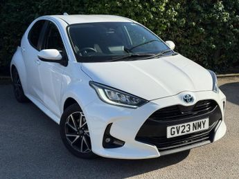 Toyota Yaris 1.5 VVT-h Design E-CVT Euro 6 (s/s) 5dr