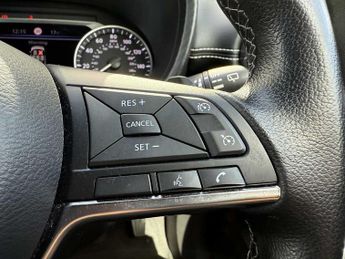 Nissan Juke 1.0 DiG-T 114 N-Connecta 5dr DCT