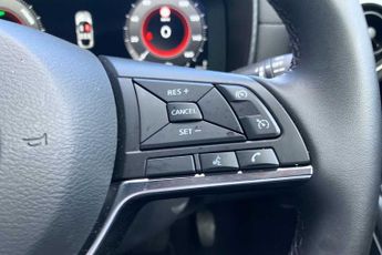 Nissan Juke 1.6 Hybrid N-Connecta 5dr Auto