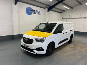 Vauxhall Combo 1.5 Turbo D 2300 Sportive L2 H1 Euro 6 4dr