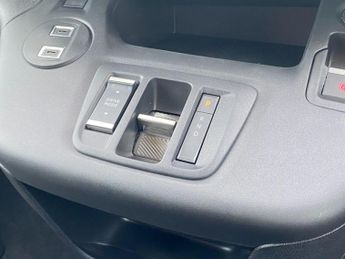 Peugeot Partner 52kWh Professional Long Crew Van Auto LWB 6dr (7.4kW Charger)