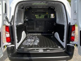 Peugeot Partner 52kWh Professional Long Crew Van Auto LWB 6dr (7.4kW Charger)