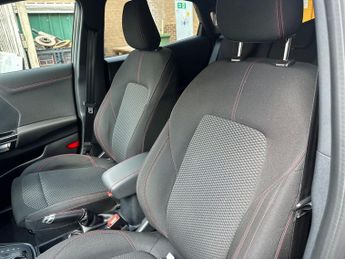 Ford Puma 5Dr ST-Line 1.0 MHEV 125PS Auto