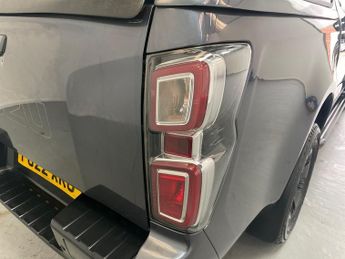 Isuzu D-Max 1.9 V-Cross Double Cab 4x4 Auto
