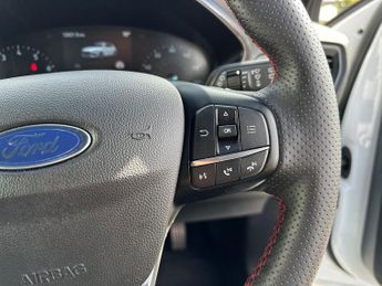 Ford Focus 5Dr ST-Line 1.0 MHEV 155PS Auto