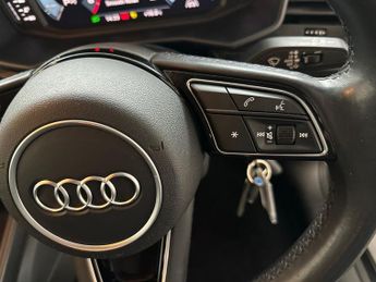 Audi A1 5Dr Technik 25 1.0 Auto