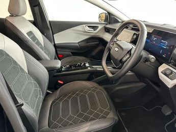 Ford Puma Gen-E 5Dr Premium Standard Range Auto