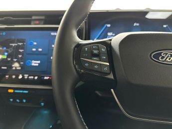 Ford Puma Gen-E 5Dr Premium Standard Range Auto