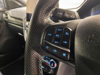 Ford Puma 1.0 Turbo EcoBoost Hybrid (155PS) mHEV 6 spd ST-Line Vignale 5dr